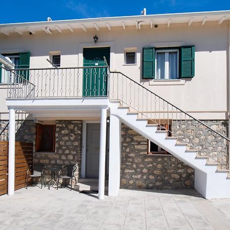 Boursinos Cozy Apartments Lefkada City Ngoại thất bức ảnh