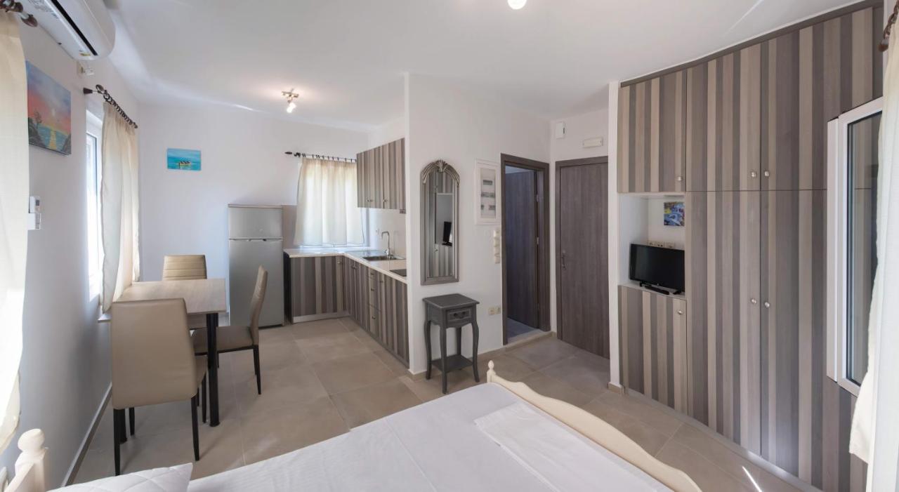 Boursinos Cozy Apartments Lefkada City Ngoại thất bức ảnh