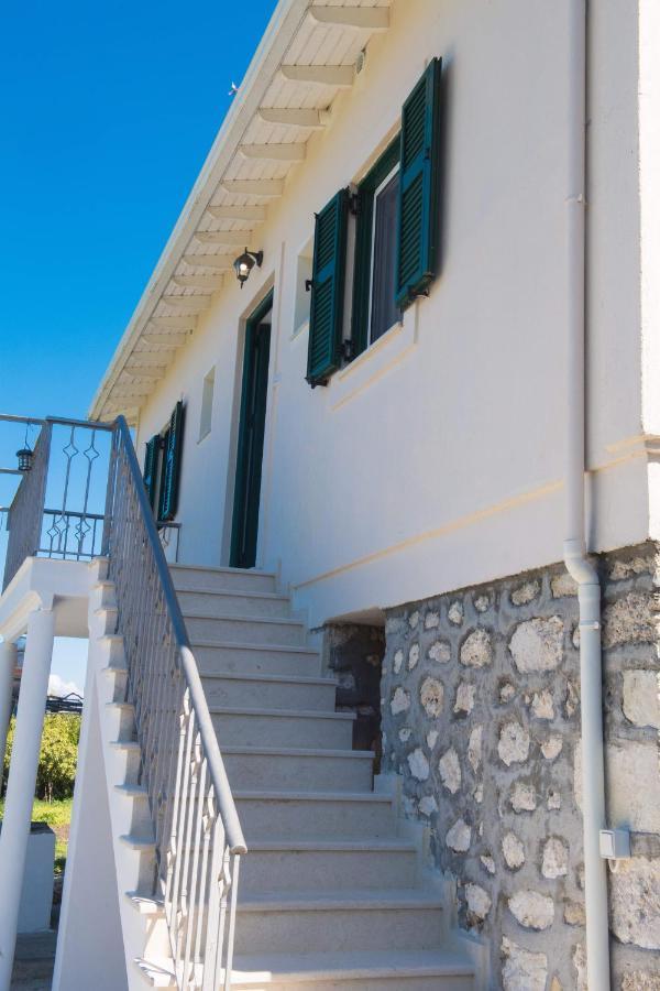 Boursinos Cozy Apartments Lefkada City Ngoại thất bức ảnh